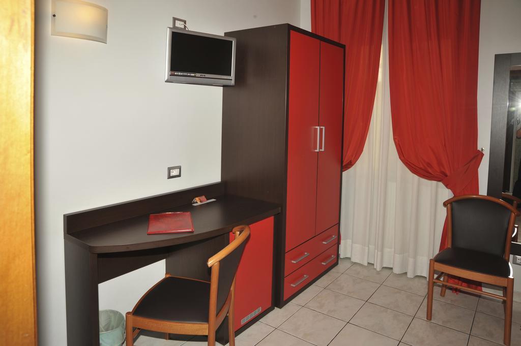 Hotel Al Corso Legnano Ngoại thất bức ảnh