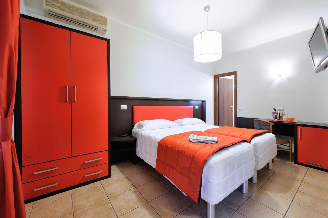 Hotel Al Corso Legnano Phòng bức ảnh